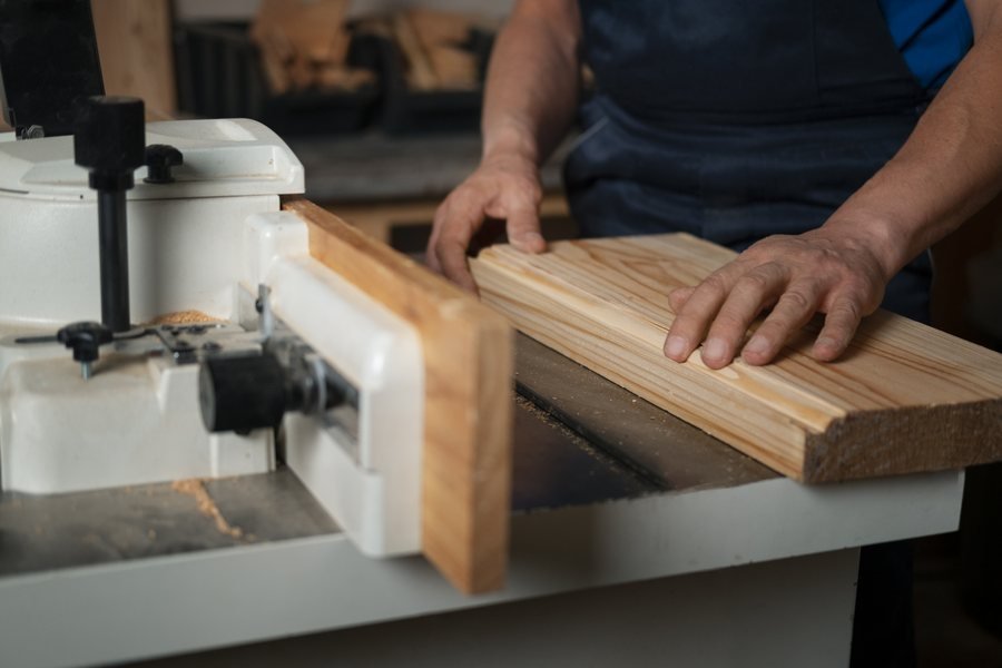 Detalhe de fabricação de móveis — Coutinhos Planejados